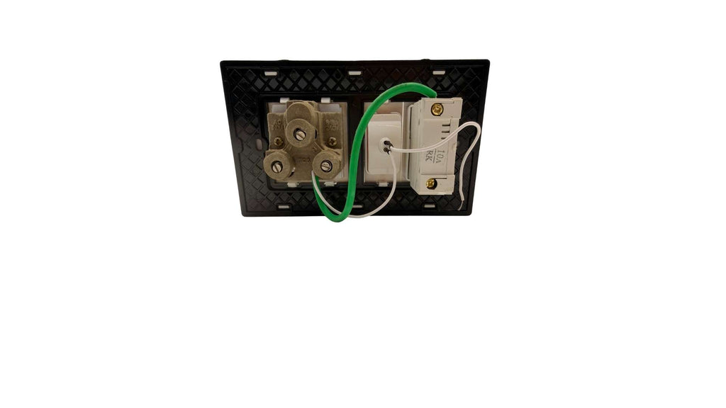 ME Modular C10 MCB Socket Combo Plate
