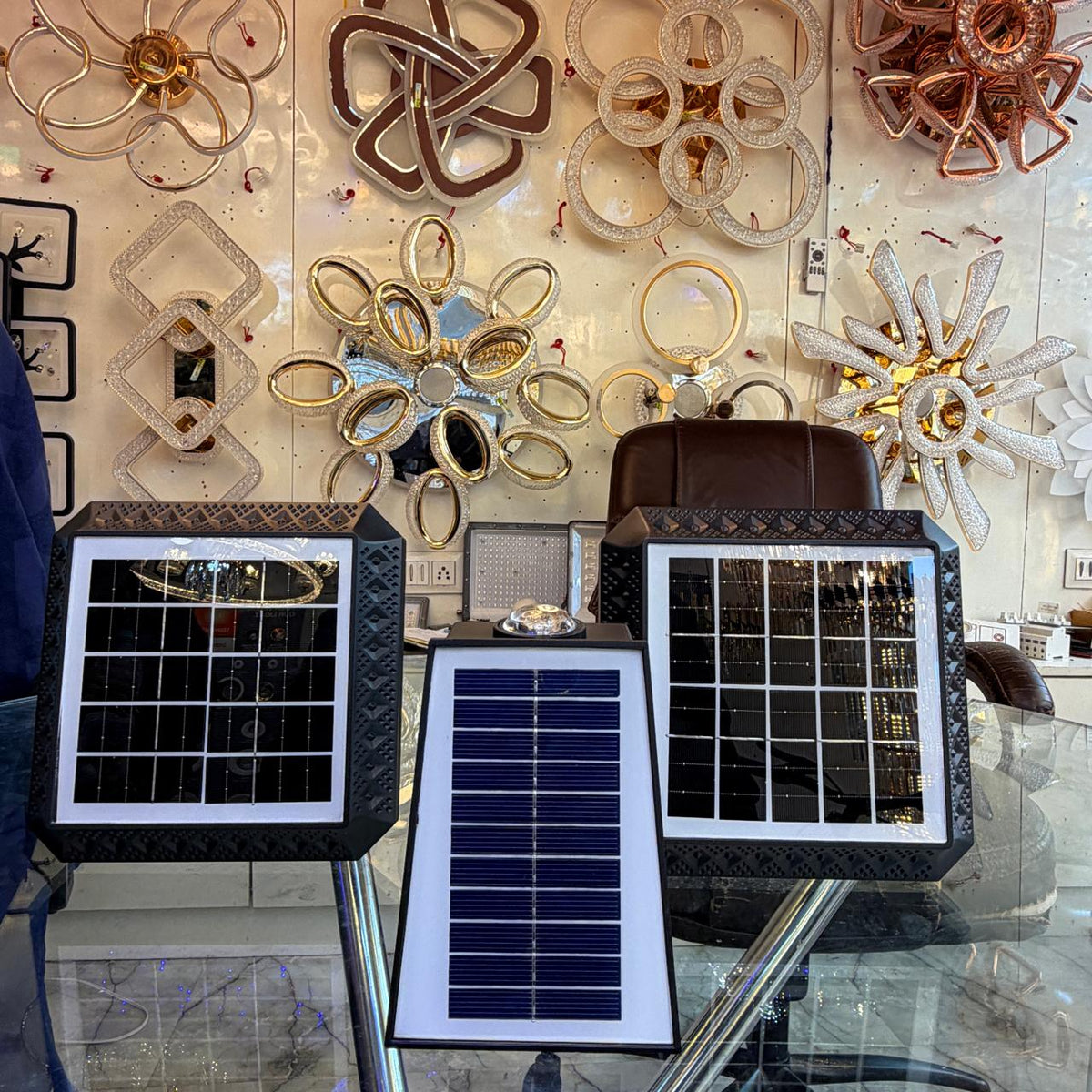 Led solar garden lights